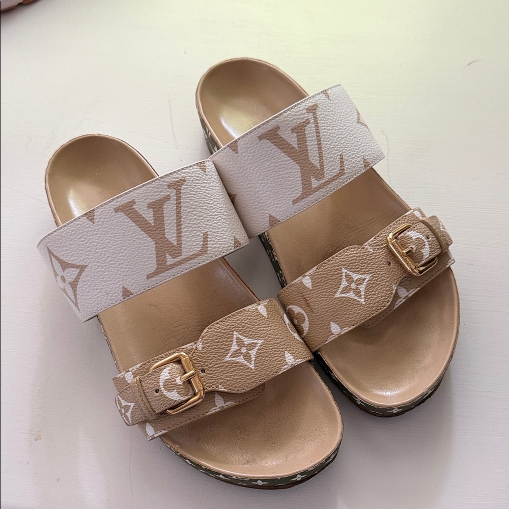 Louis Vuitton Two-Tone Beige Monogram Slide Sandals
